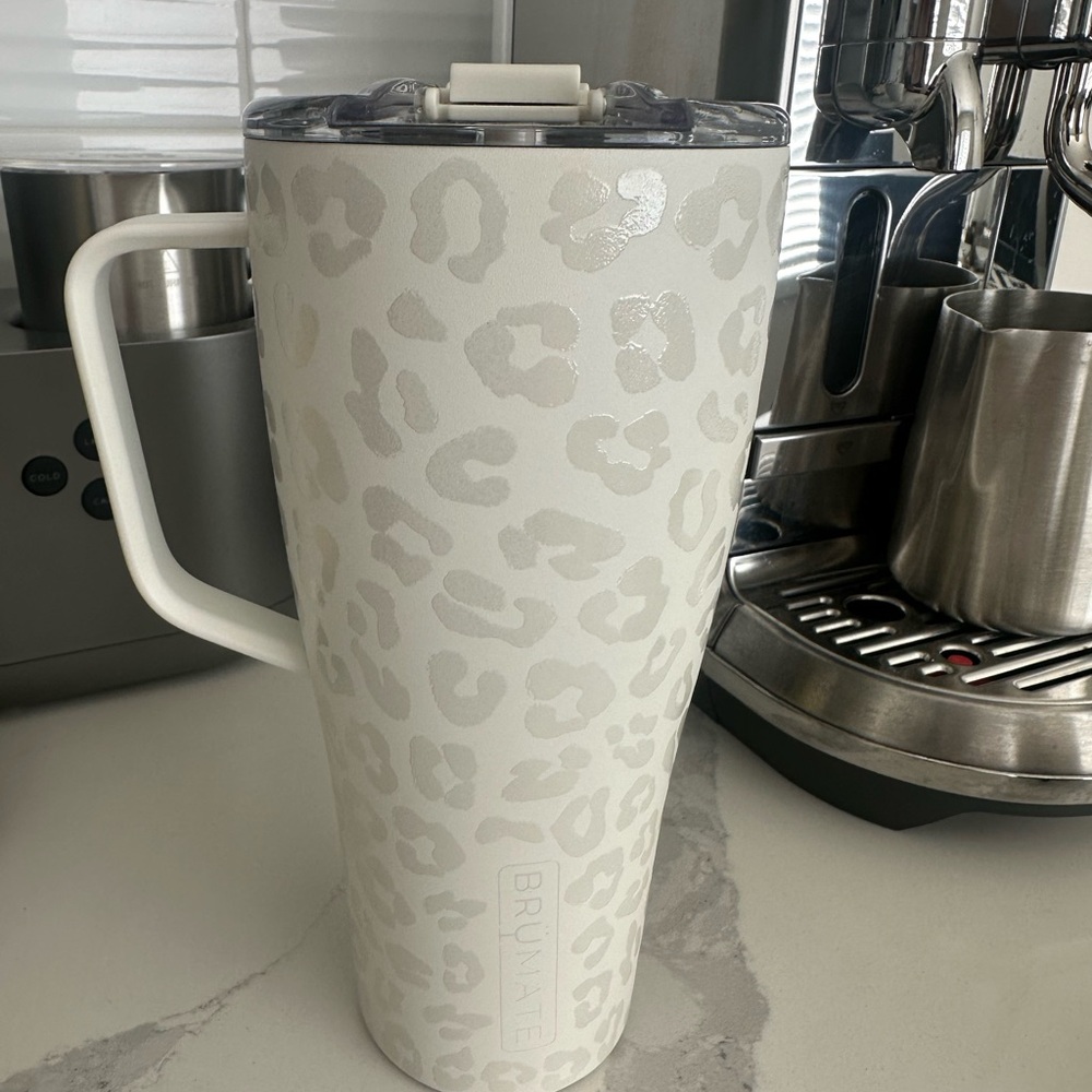 Brumate limestone leopard 32 oz toddy .  Never used